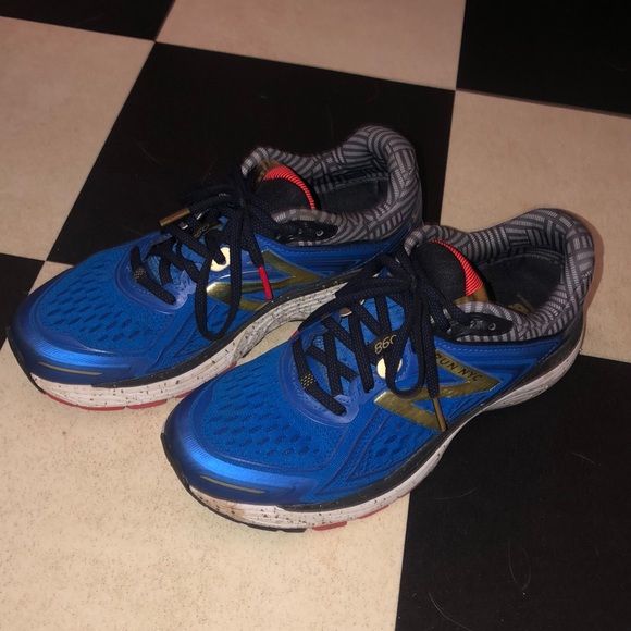 road runner new balance